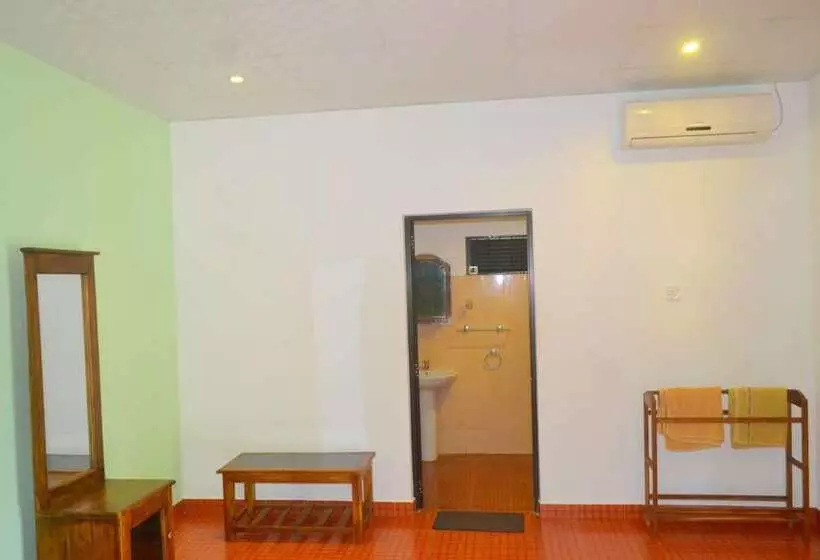 Hotelli Wilpattu Dilsara Holiday Resort
