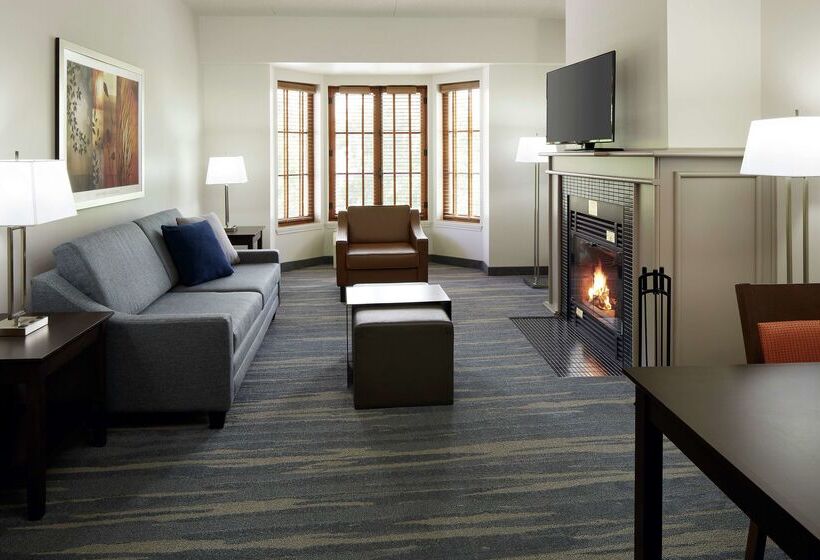 Homewood Suites By Hilton Monttremblant Resort