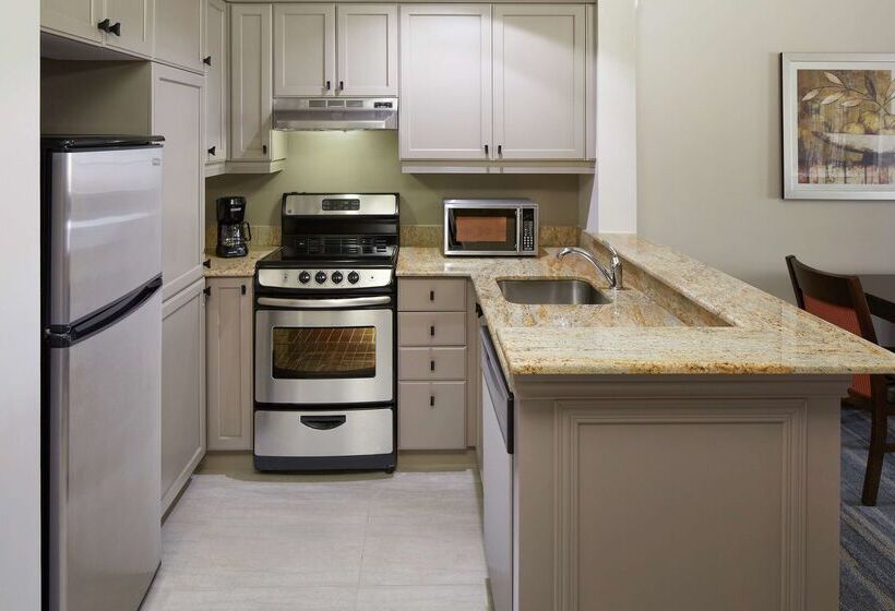 Homewood Suites By Hilton Monttremblant Resort