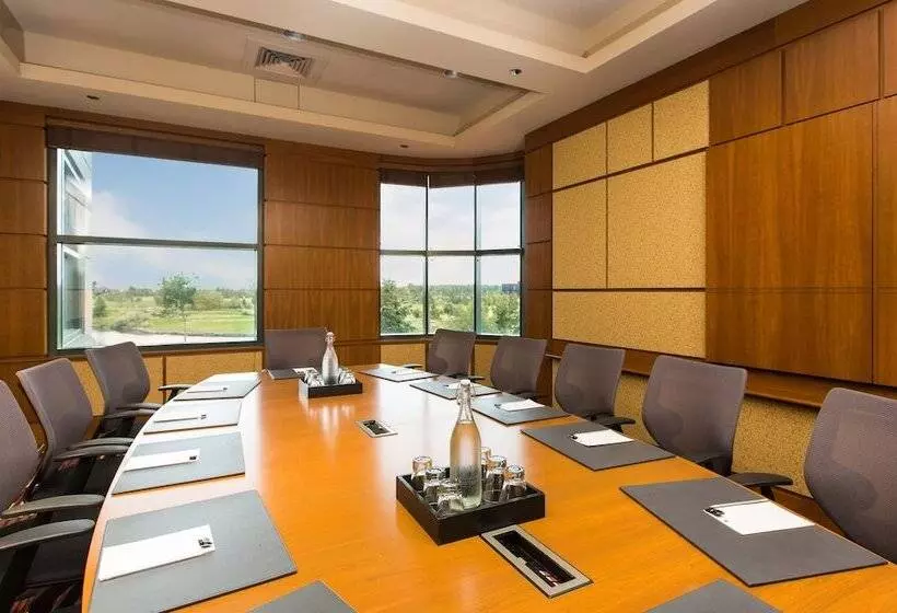 Отель Brookstreet