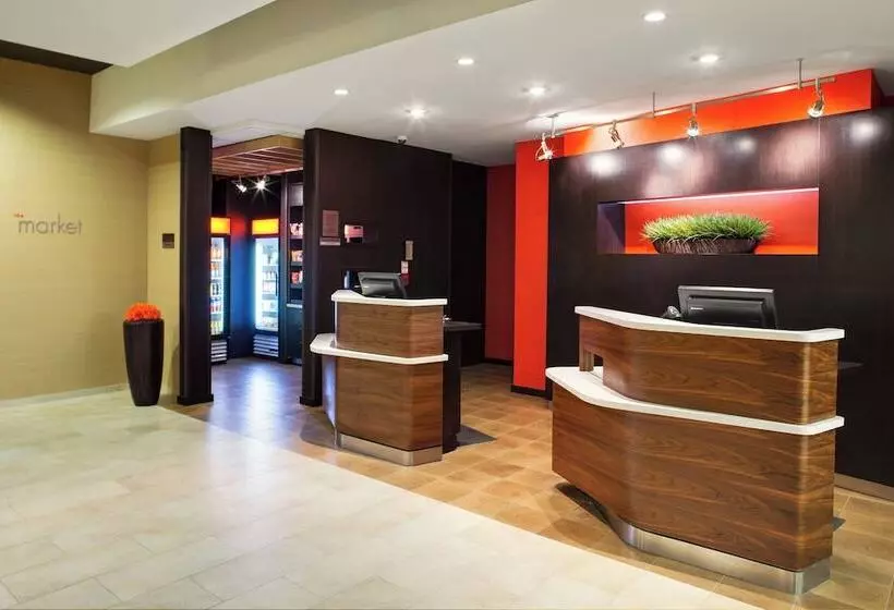 ホテル Courtyard By Marriott London