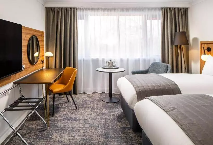 ホテル Crowne Plaza Manchester Airport, An Ihg