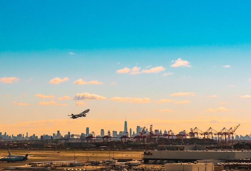 Otel Crowne Plaza Newark Airport, An Ihg
