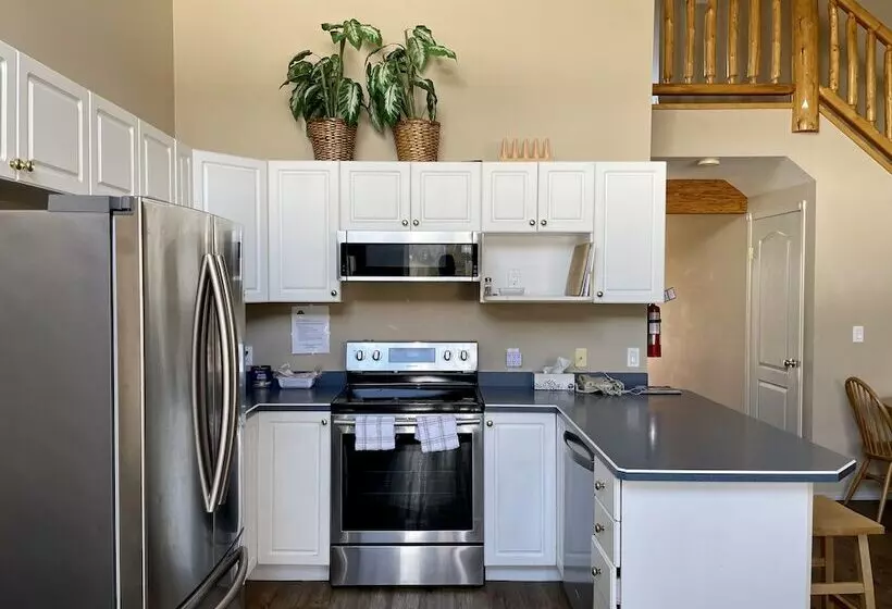 Hotel Fernie Stanford Resort