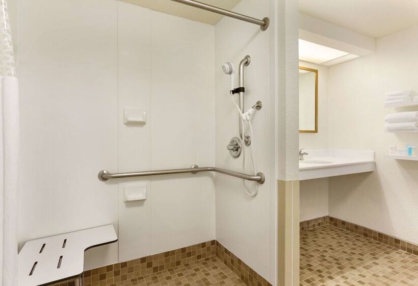 호텔 Hampton Inn & Suites Tarpon Springs