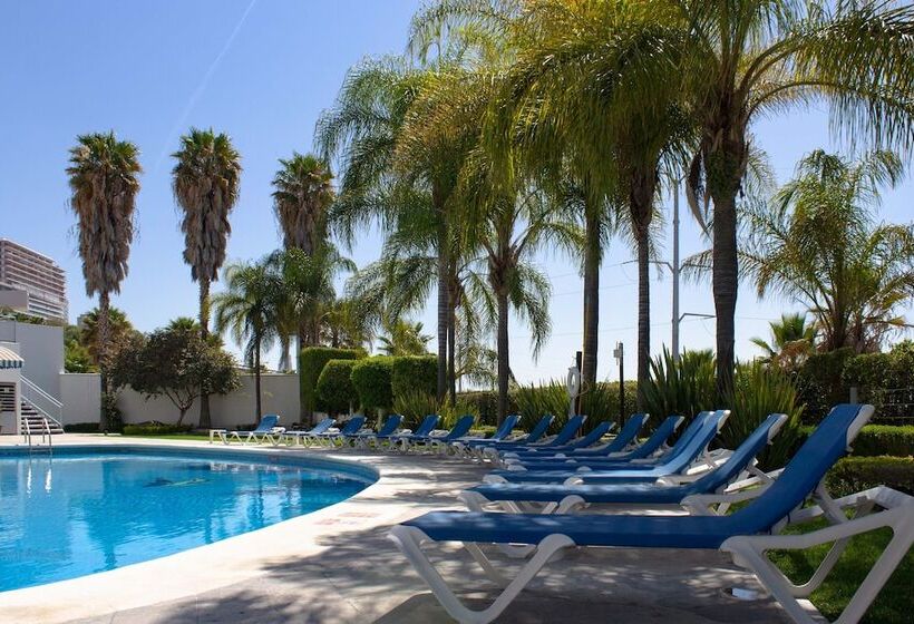 هتل Holiday Inn Queretaro Zona Diamante, An Ihg