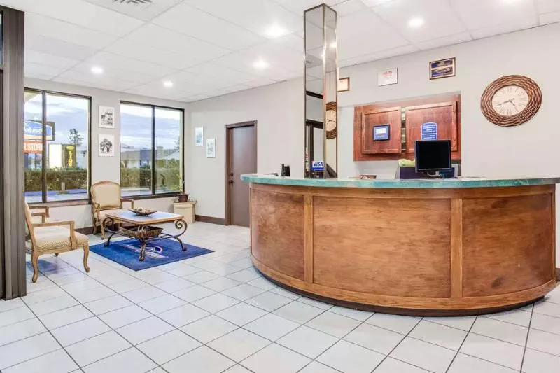 Hotel Howard Johnson By Wyndham Enderby