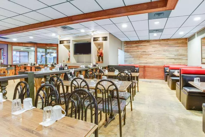 Hotel Howard Johnson By Wyndham Enderby