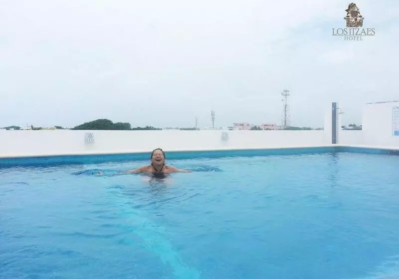 فندق Los Itzaes By 5th Av