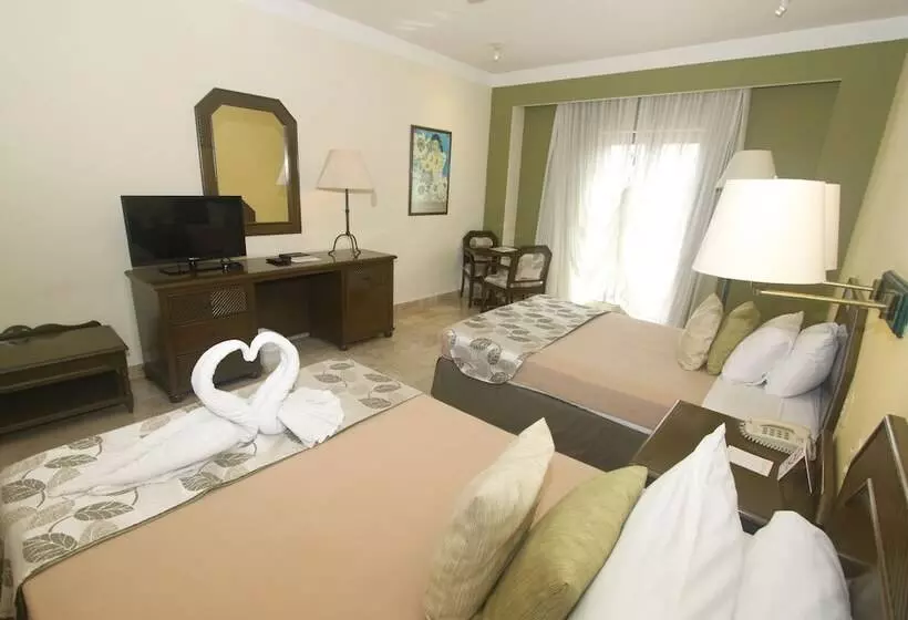 فندق Los Itzaes By 5th Av