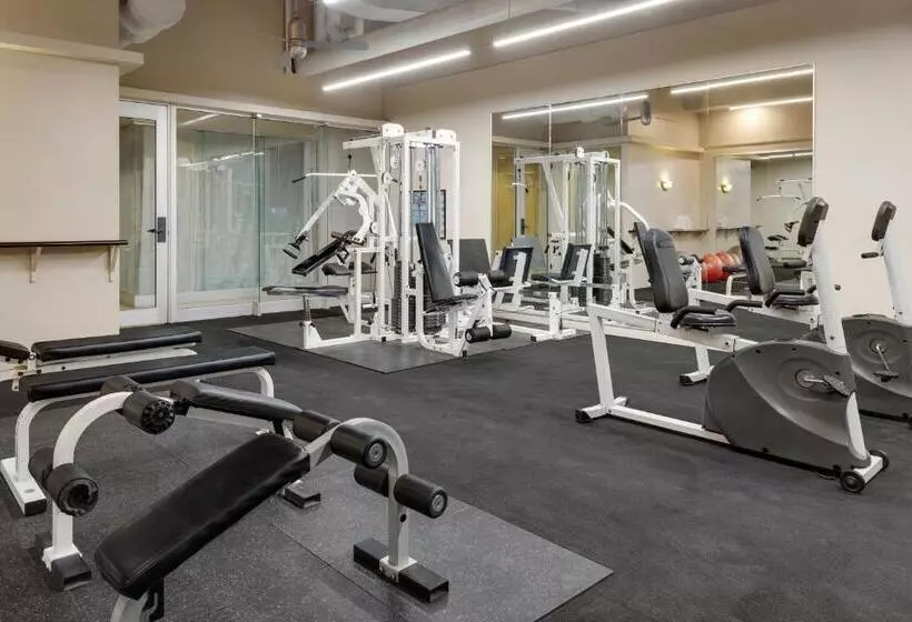 Otel Monterrey Macroplaza