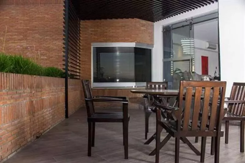 Nehotel Nueva Estancia