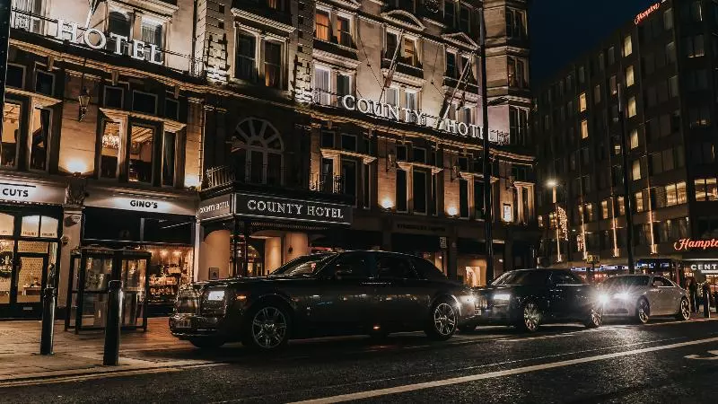 County Hotel & County Aparthotel Newcastle