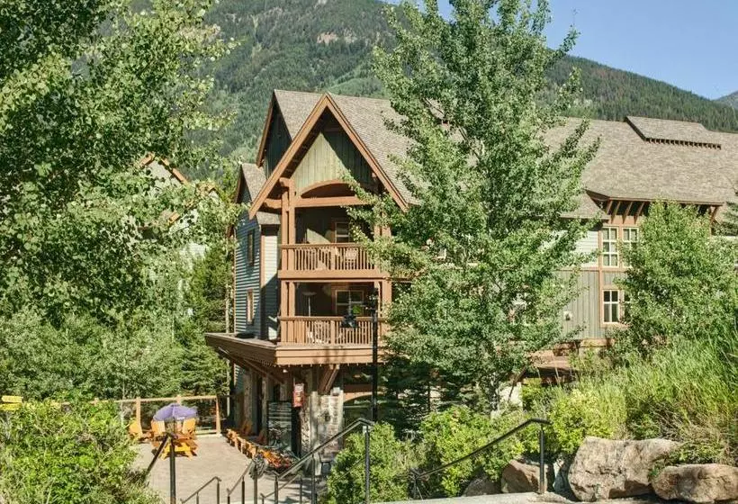 ホテル Embarc Panorama