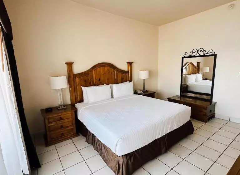 Hotel Sea Of Cortez Beach Club