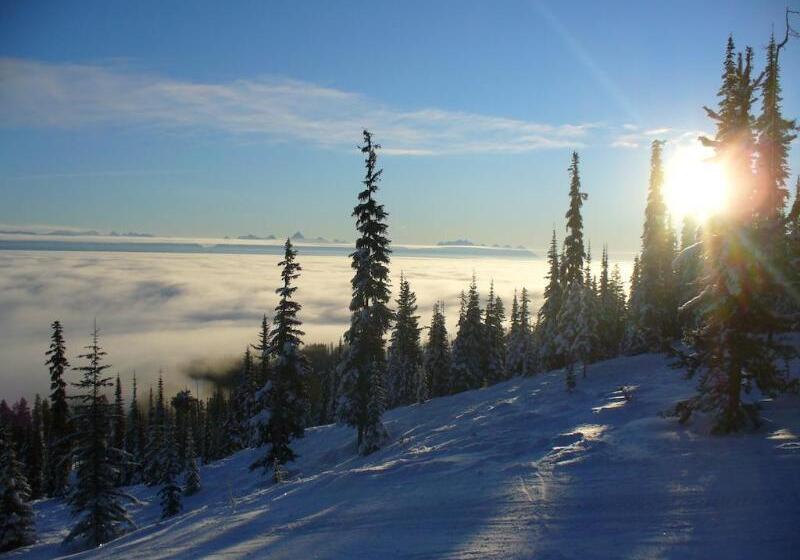 Hotel Trickle Creek Lodge