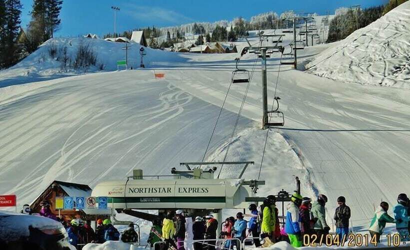 Hotel Trickle Creek Lodge