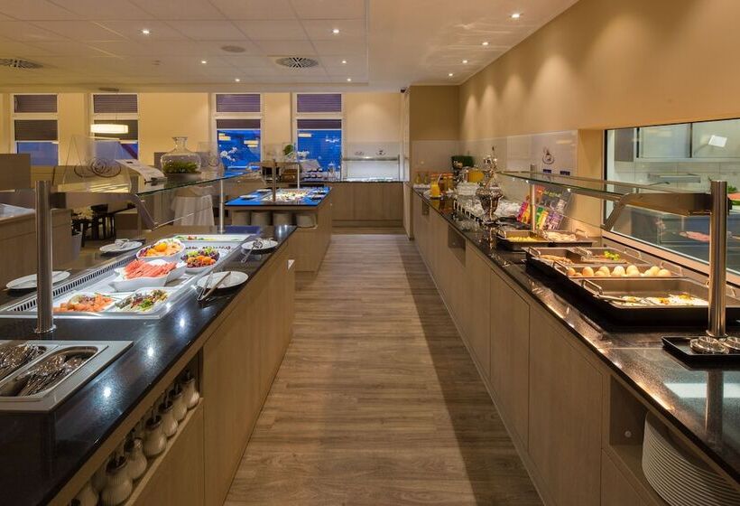 Maximilian Hotel & Apartments Weil Am Rhein / Basel