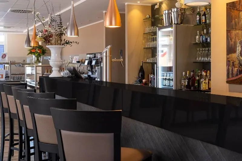 Maximilian Hotel & Apartments Weil Am Rhein / Basel
