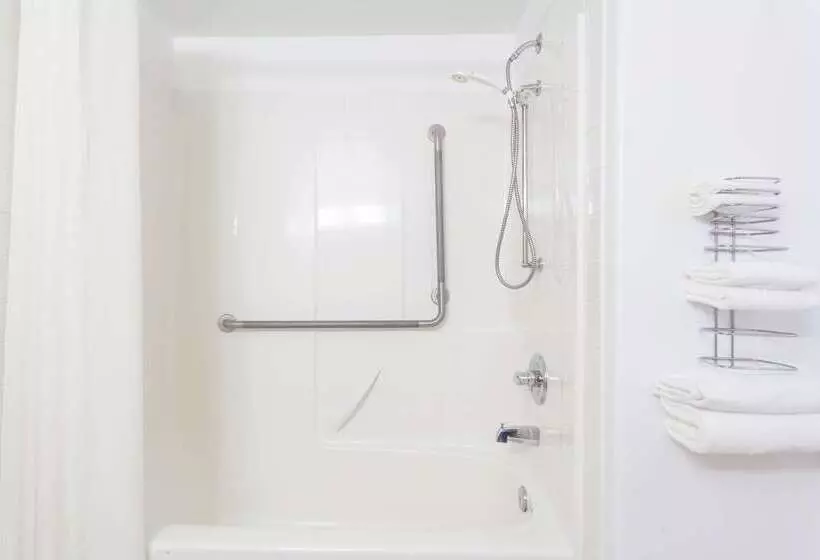 모텔 Super 8 By Wyndham Hinton