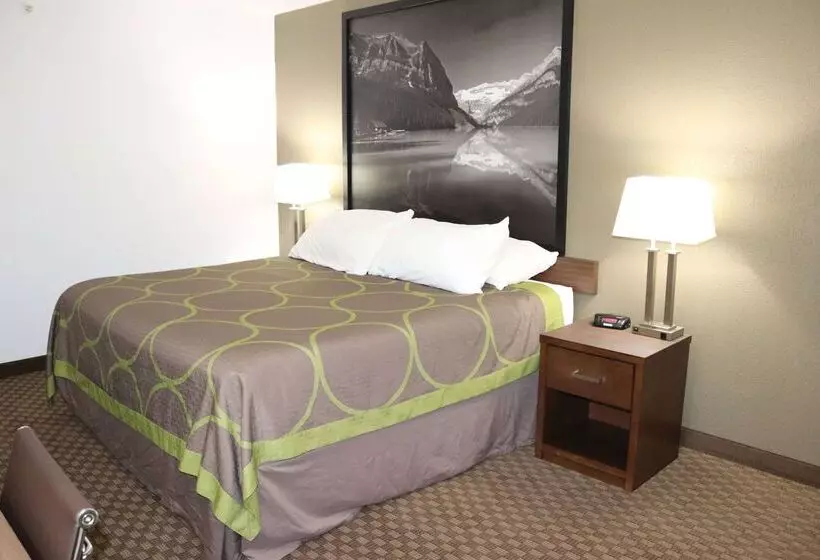 모텔 Super 8 By Wyndham Hinton