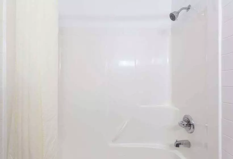 모텔 Super 8 By Wyndham Hinton