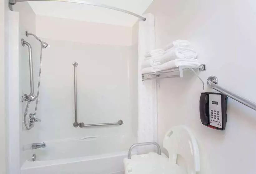 מוטל Super 8 By Wyndham Kenora