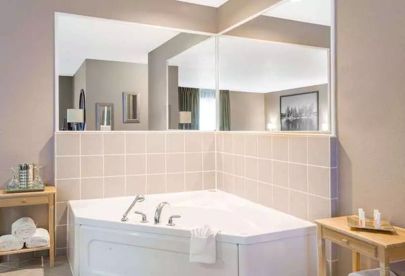 מוטל Super 8 By Wyndham Kenora