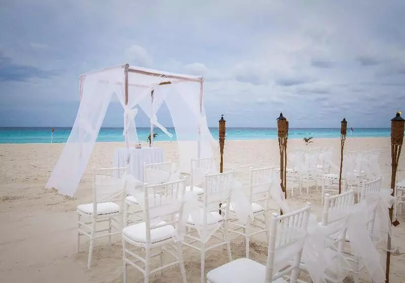 渡假胜地  Grand Park Royal Cancun - All Inclusive