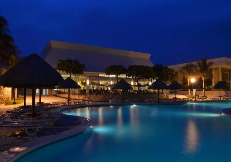 渡假胜地  Grand Park Royal Cancun - All Inclusive