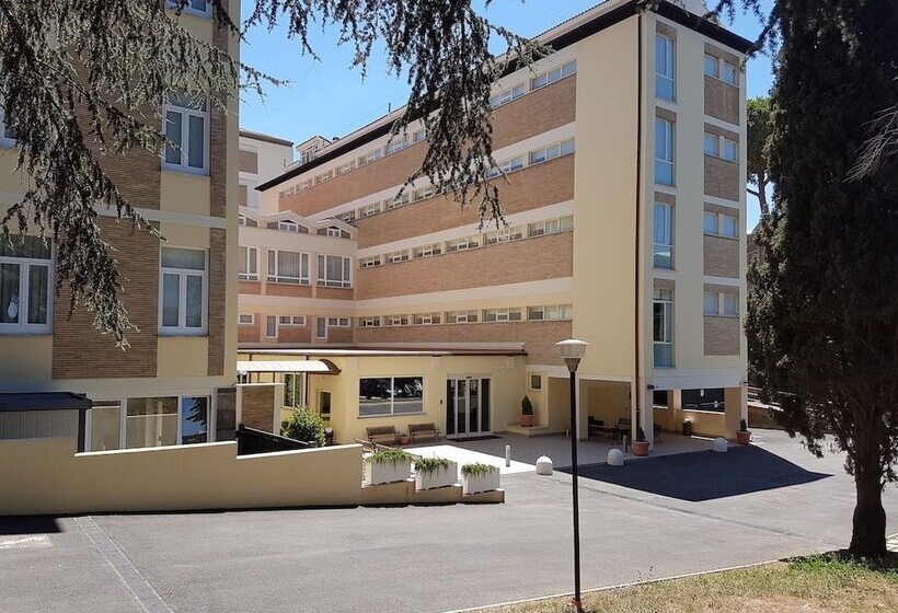 פונדק Vatican Area Hotel Holiday Rooms