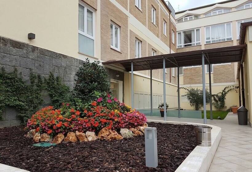 פונדק Vatican Area Hotel Holiday Rooms