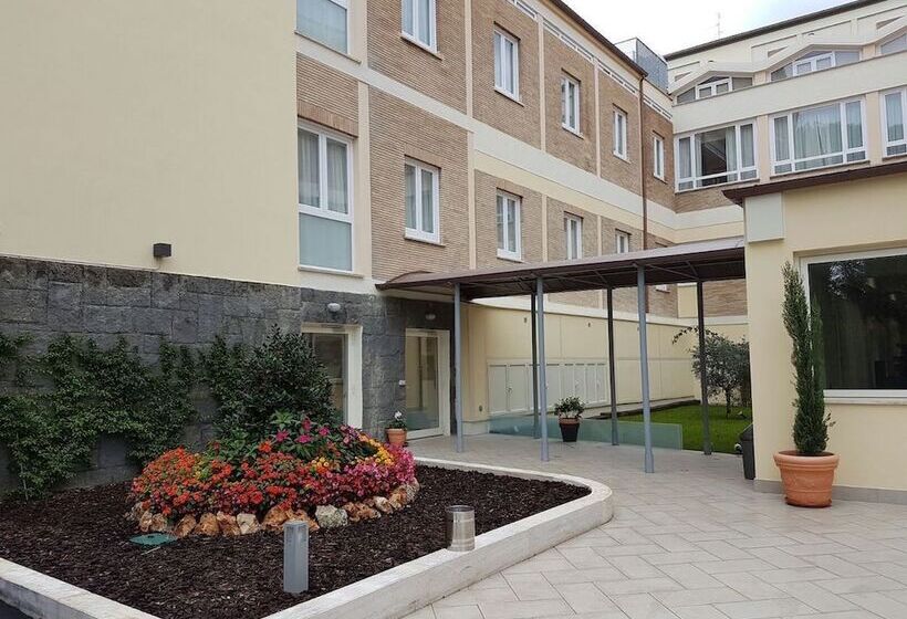 פונדק Vatican Area Hotel Holiday Rooms