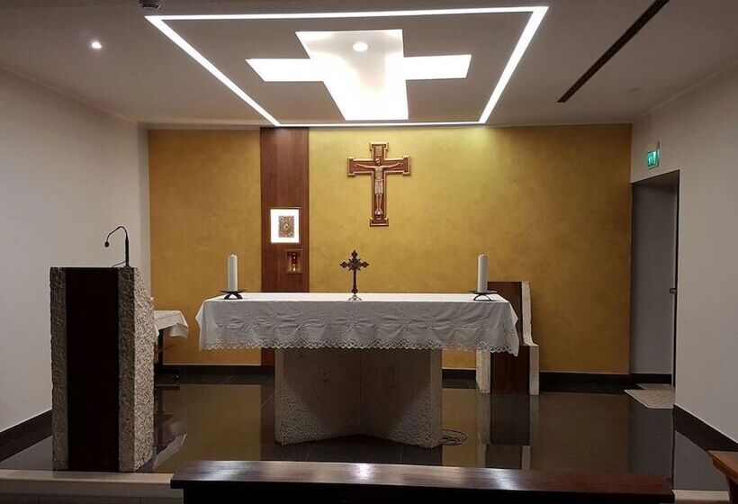 פונדק Vatican Area Hotel Holiday Rooms