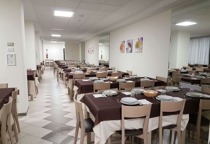 פונדק Vatican Area Hotel Holiday Rooms