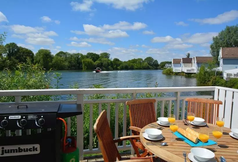 Residenssi Mallard Lodge