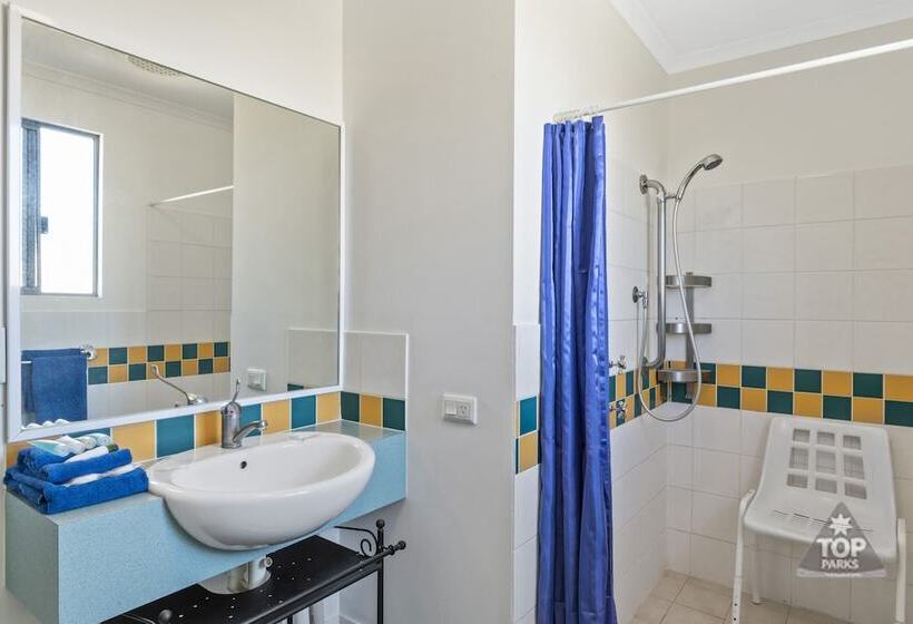 בית מלון כפרי Belair Gardens Caravan Park