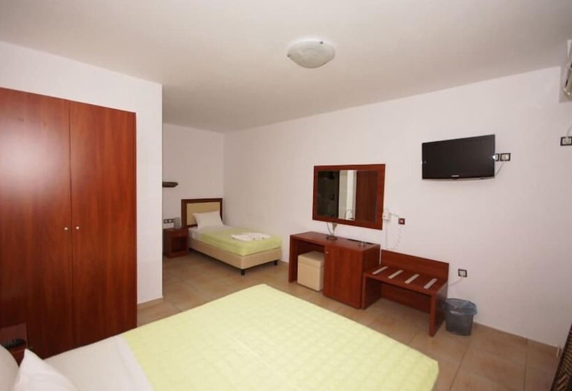 Отель Berdoussis