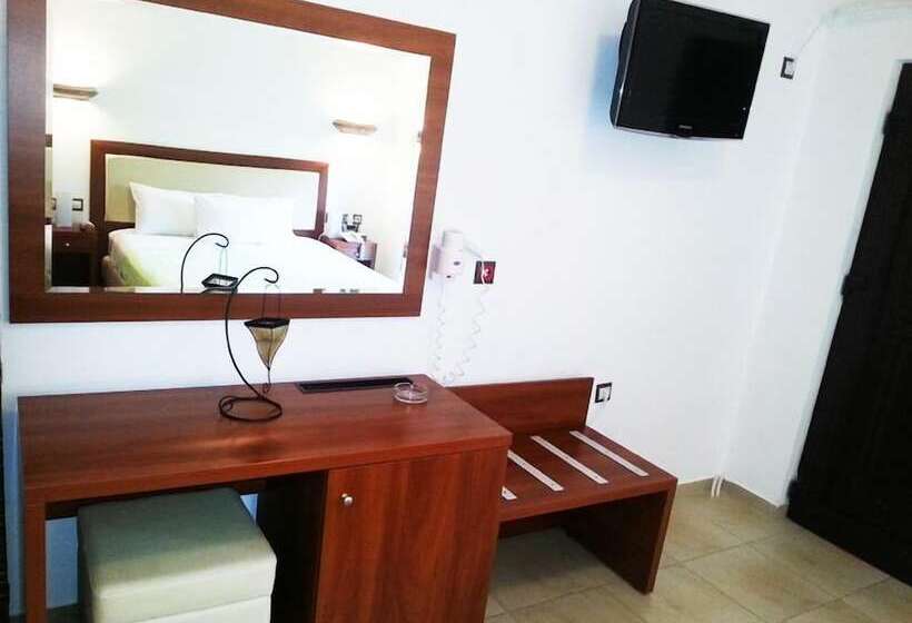 Отель Berdoussis