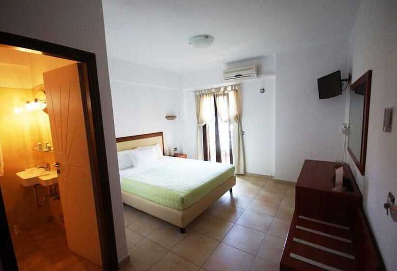 Отель Berdoussis