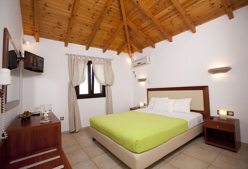 Отель Berdoussis