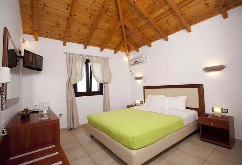 ホテル Berdoussis