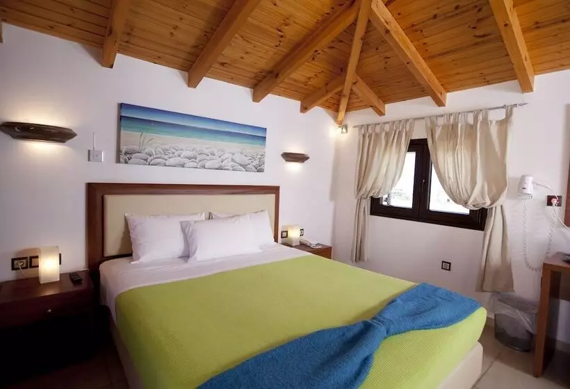 ホテル Berdoussis