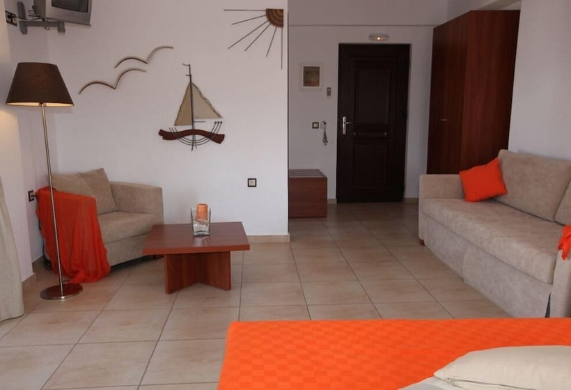 Отель Berdoussis