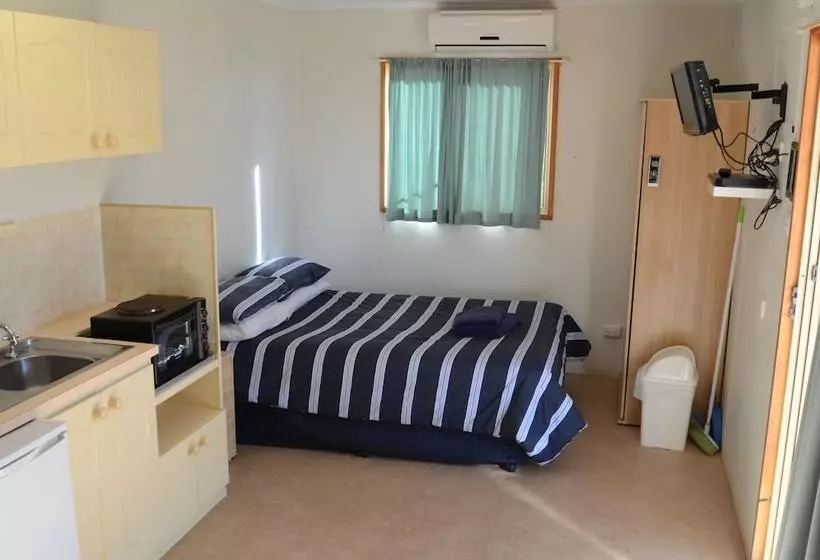 هتل Sunset Beach Holiday Park