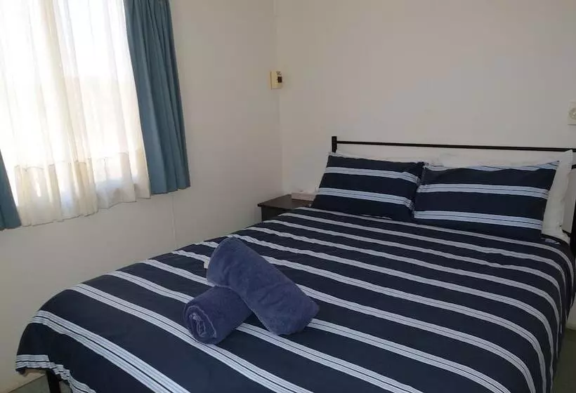 هتل Sunset Beach Holiday Park