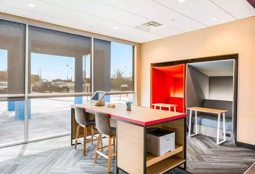 Hotelli Tru By Hilton Midland