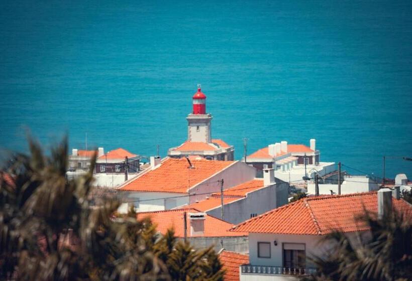 تختخواب و صبحانه Charm Nature