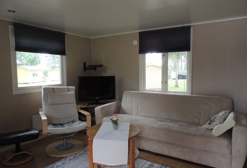 هتل Alholmens Bad O Camping