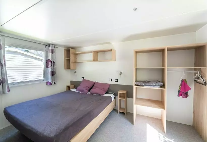 هتل Camping Le Chateau De Rochetaillée